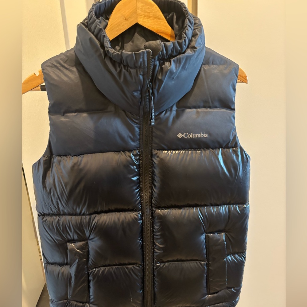 Columbia women’s Omni heat down vest (XS)